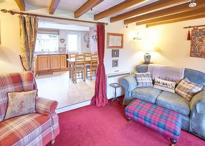 Holiday home Host & - Honeysuckle